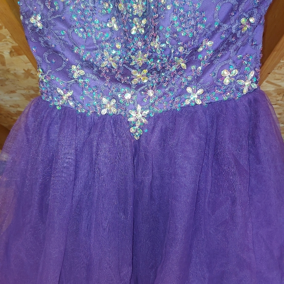 Prom/Grad Dress - Picture 2 of 2